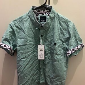 Short Sleeve Button Down, Green with Blue
